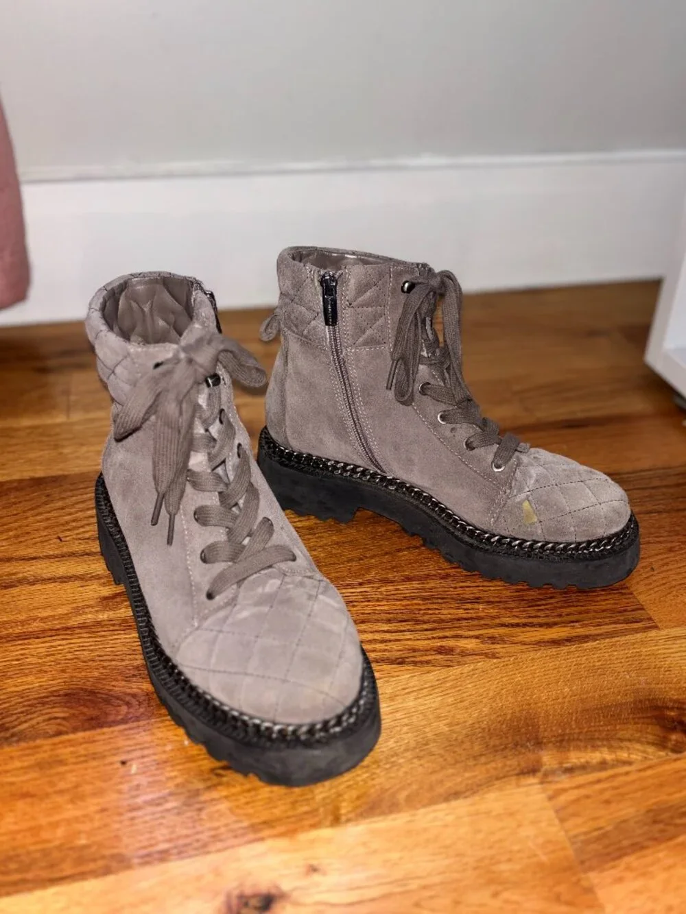 Vince Camuto • Drak Gray Lace Up Suede Boots